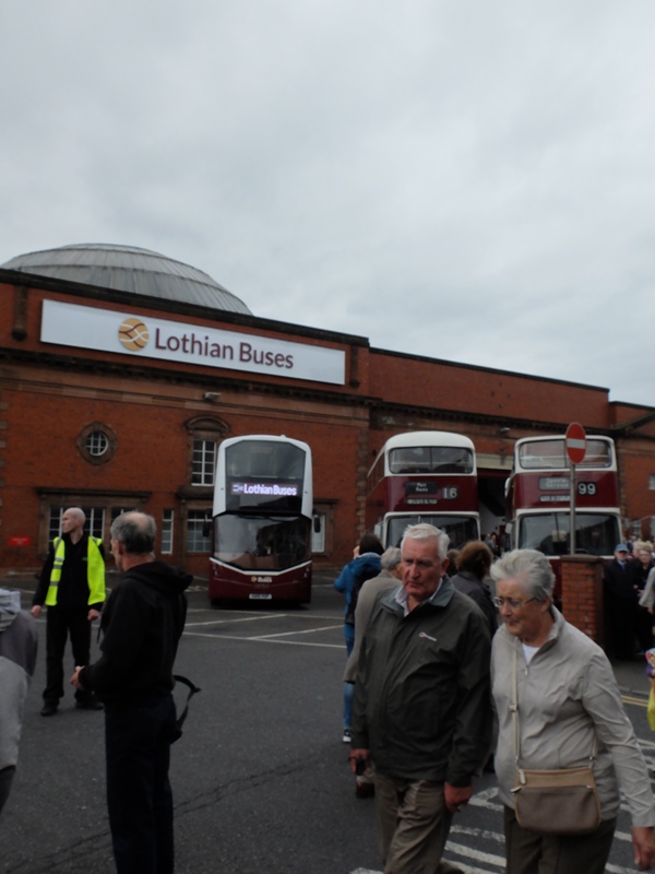 Lothian Busesのバス車庫