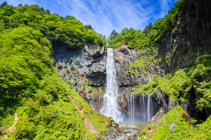 華厳の滝