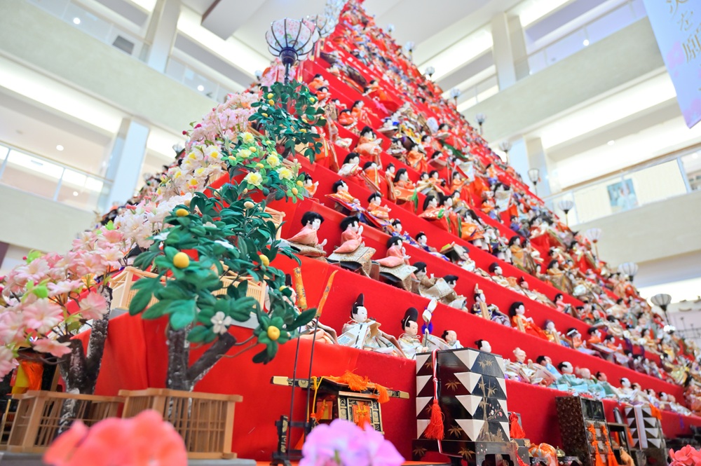 鴻巣びっくりひな祭り