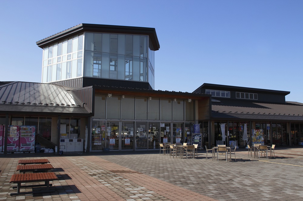 茨城へ観光バス旅行！おすすめの休憩スポット「道の駅 まくらがの里こが」