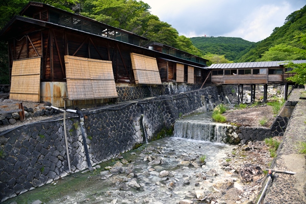 那須温泉郷「鹿の湯」