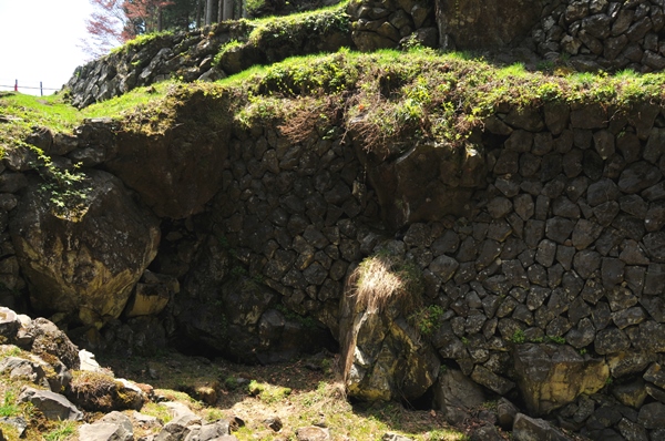 群馬県　下仁田町　世界遺産　荒船風穴