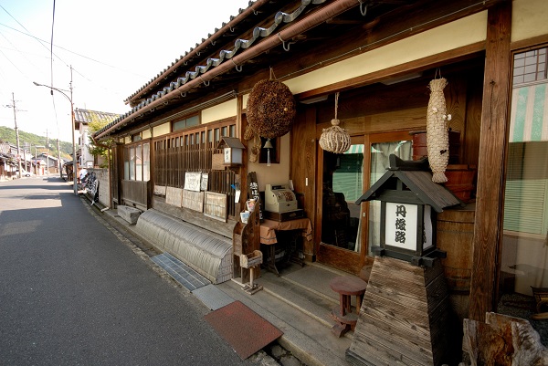 京都「ちりめん街道」