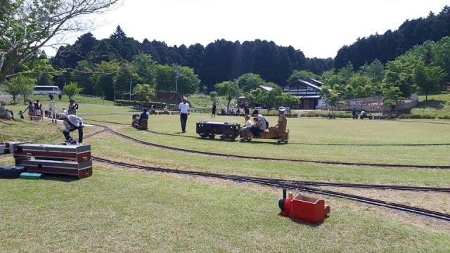 愛知へ観光バス旅行 おすすめの休憩スポット つくで手作り村 バス観光マガジン