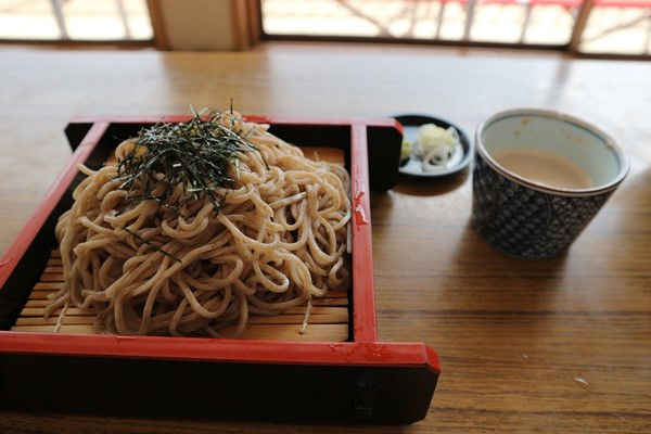 手打ちそばが名物