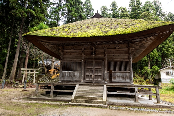 平等寺　薬師堂