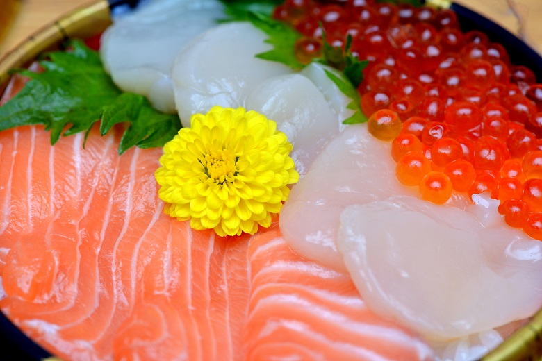 フレッシュな魚介類を使った海鮮丼