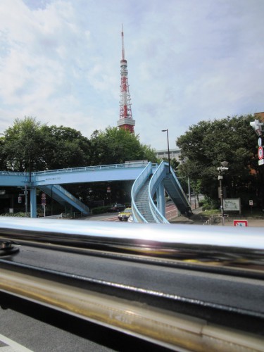スカイバス東京から見た、東京タワー