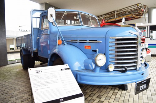 hino_autoplaza7