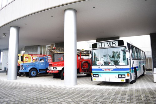 hino_autoplaza95