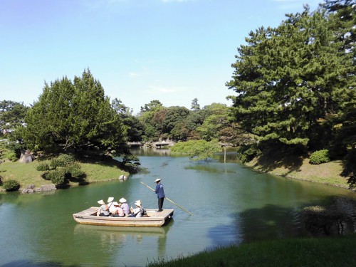 こんぴら詣と小豆島オリーブ1泊2日旅行【海猿がいる？栗林公園編】