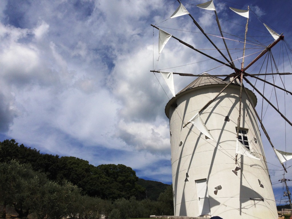 Windmill_olive_garden