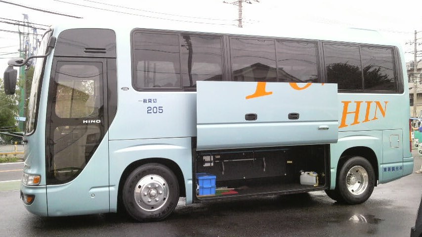 日野自動車・小型バス