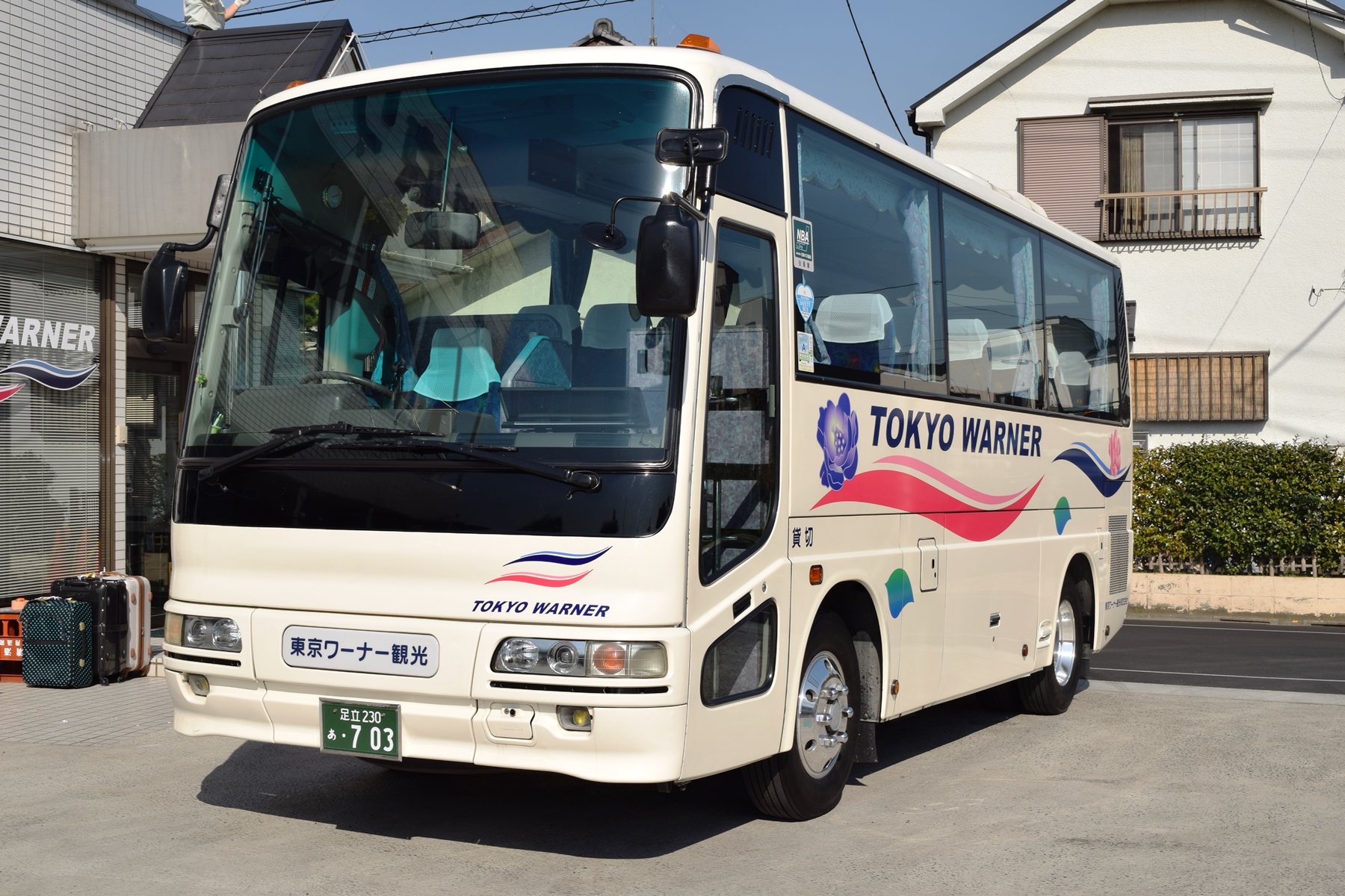 東京ワーナー観光バス