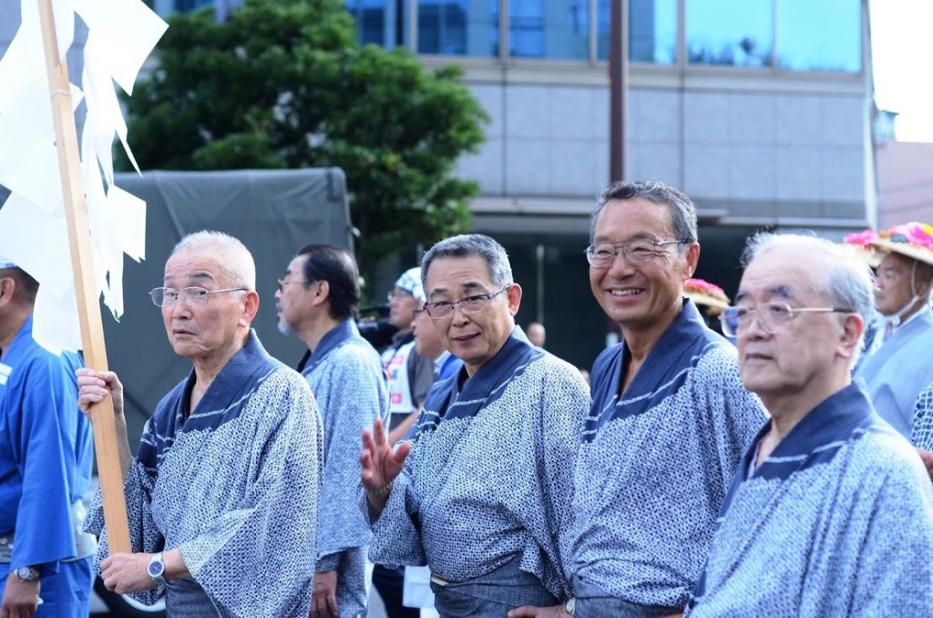 富岡八幡宮のお祭りの様子