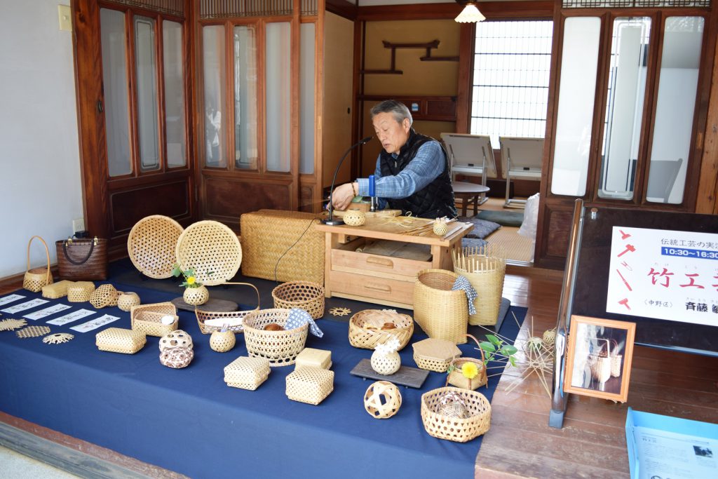 竹細工実演