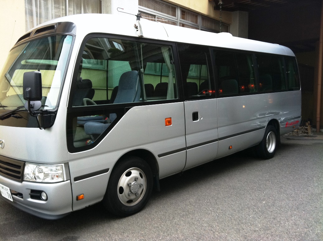 レンタルバスのイメージ