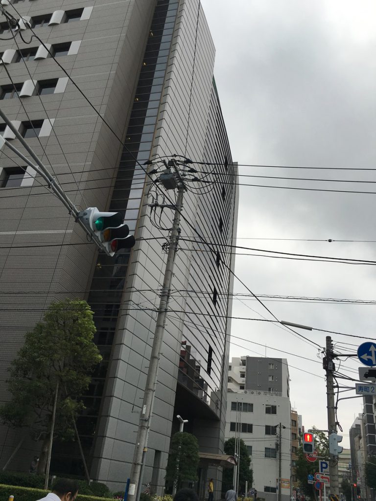 神奈川県立かながわ労働プラザ