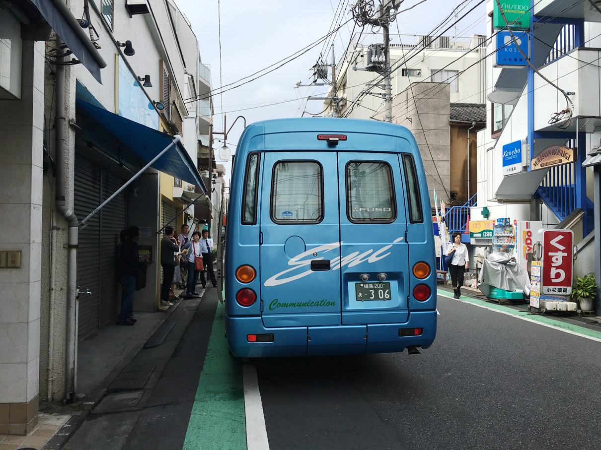 三菱ふそうのローザです