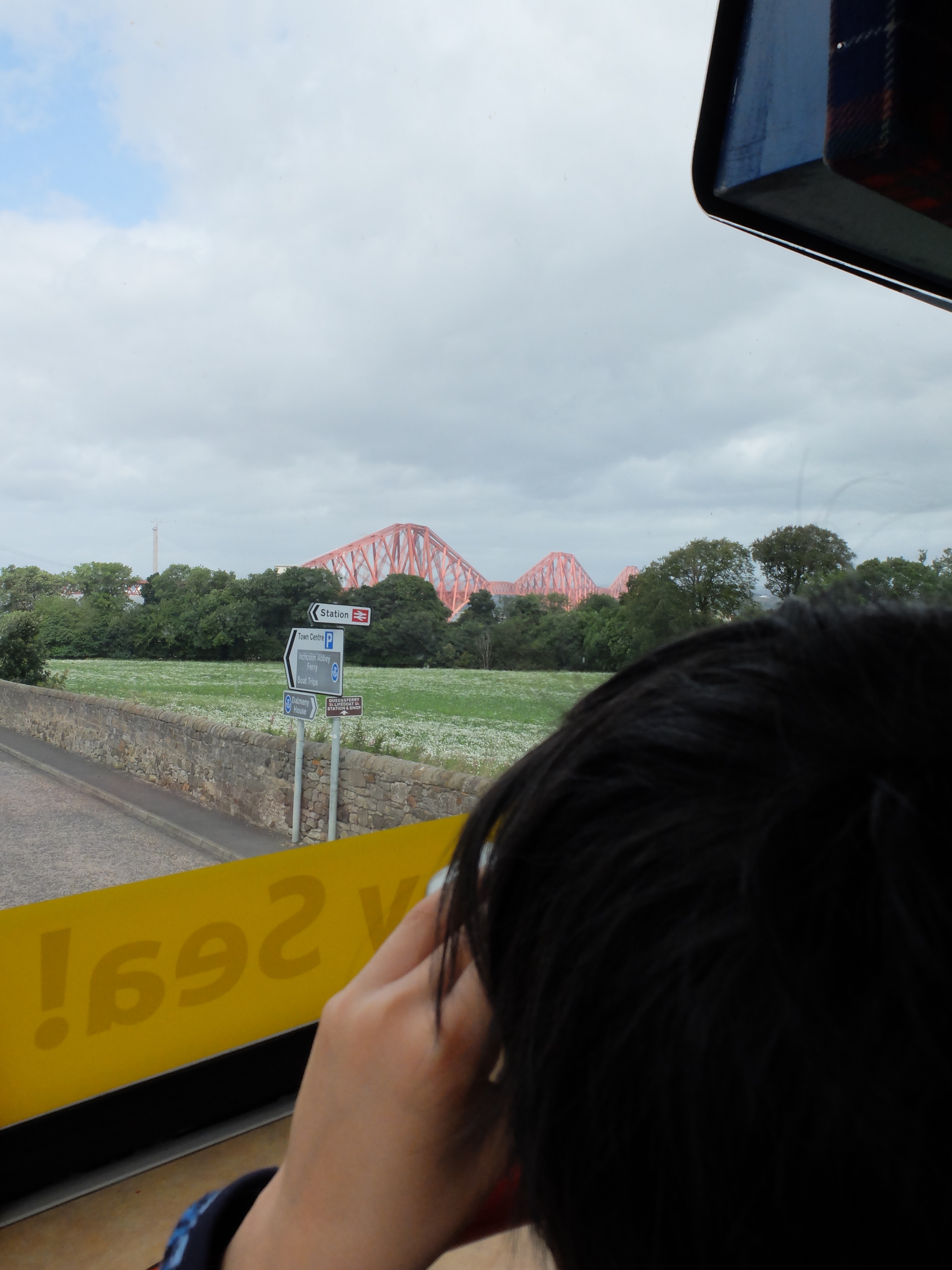 フォース鉄道橋が遠くに見えてきた