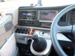最近の中型バスのシフトレバー