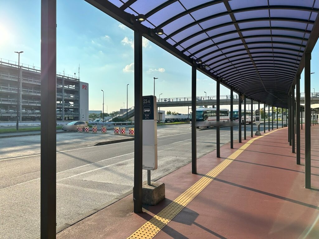成田空港の貸切バス乗り場