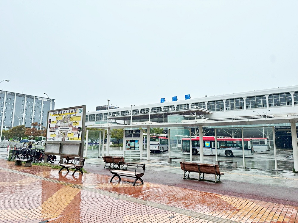 新潟駅が高架化してバスターミナルが誕生