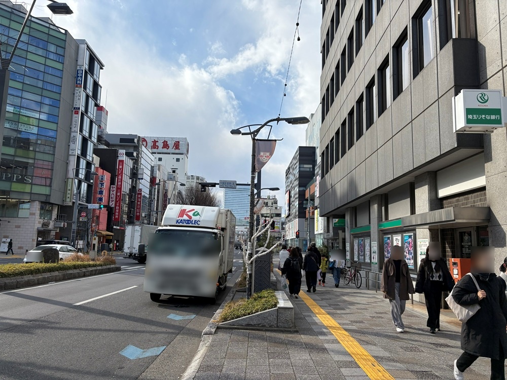 大宮駅（東口）の貸切バス乗り場
