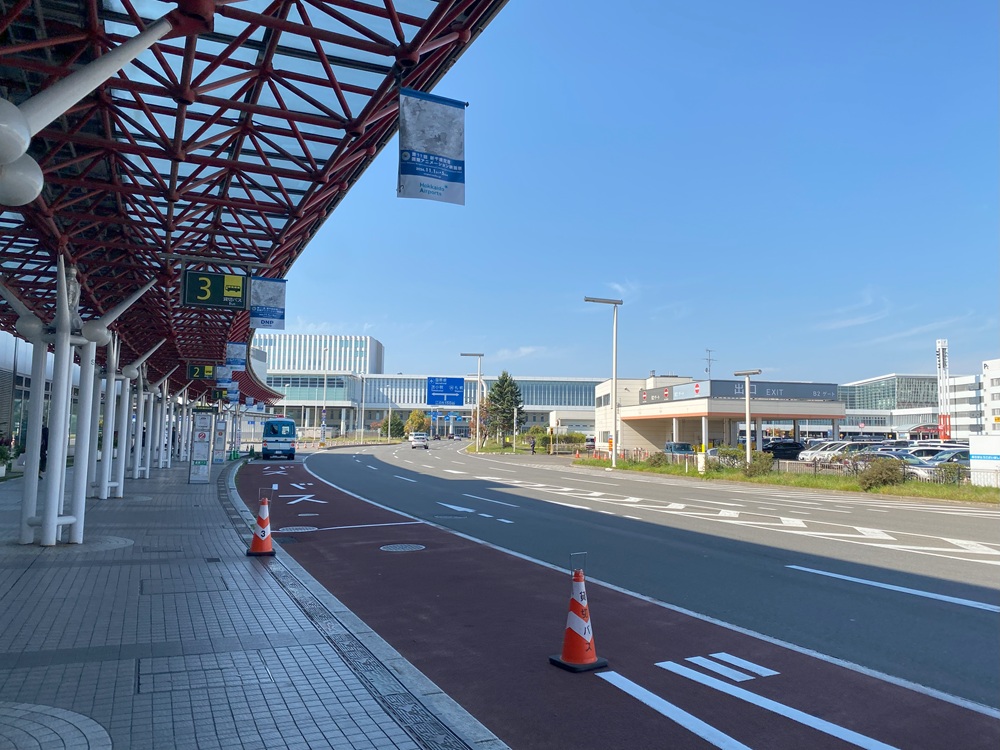 新千歳空港の貸切バス乗り場