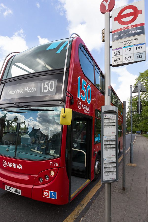 ロンドンバスのインフラ改善がスタート