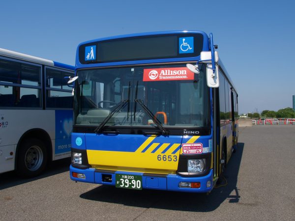 現役の近鉄路線バス車両を展示