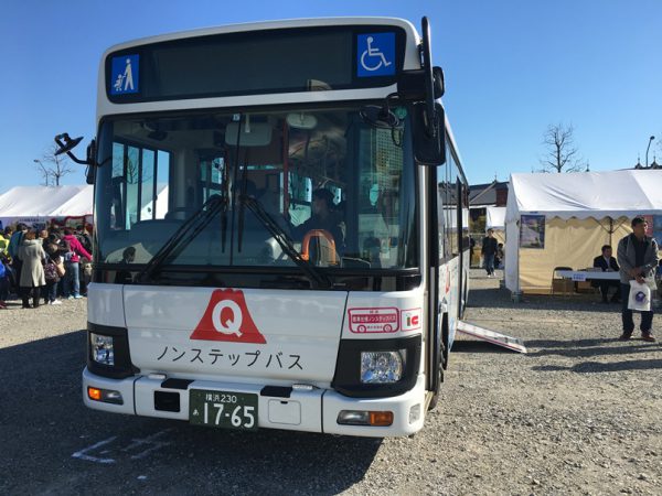 フジエクスプレスのバス正面