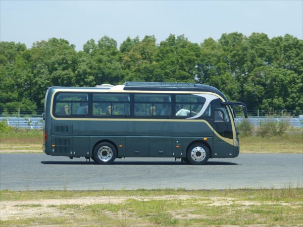 運転体験走行中のオノエンスター