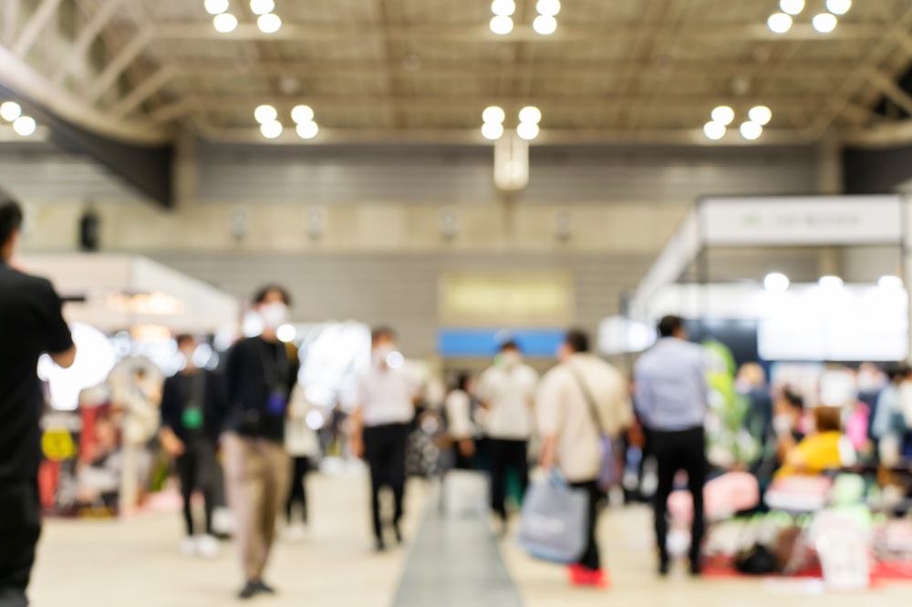 展示会・見学会などのイベント送迎にマイクロバス