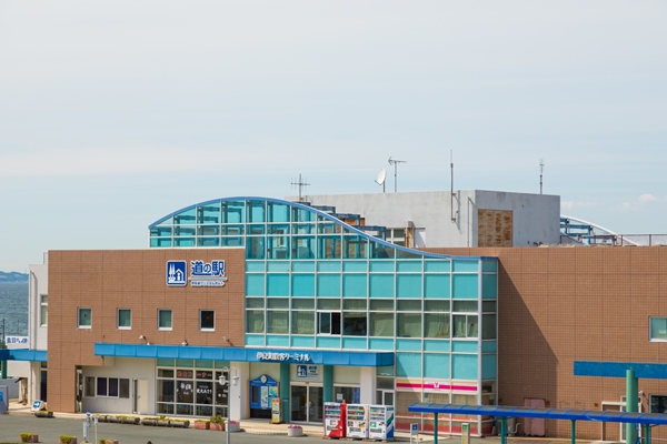 道の駅「伊良湖クリスタルポルト」