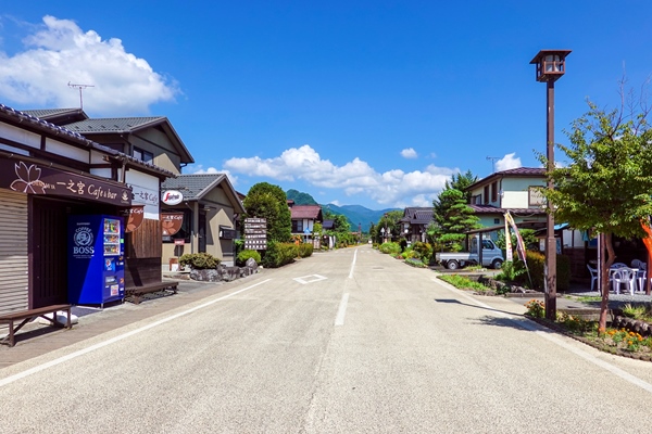 群馬へ観光バス旅行！おすすめの休憩スポット「たくみの里」