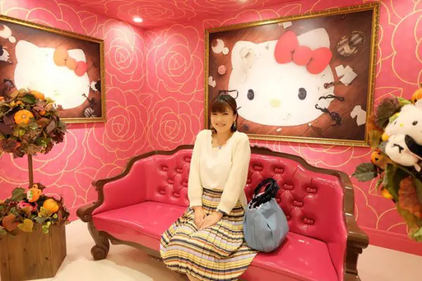 レディキティの部屋で記念撮影