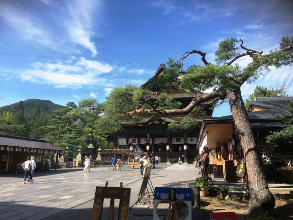 善光寺・本堂