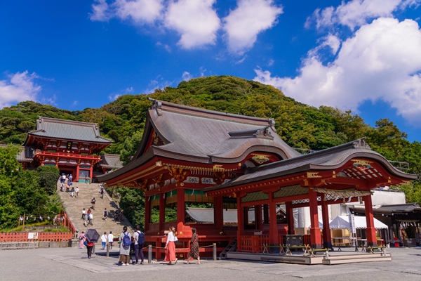 鶴岡八幡宮