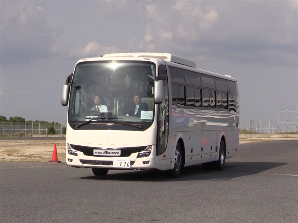 三菱ふそうエアロエース2019年モデル（AMT車）