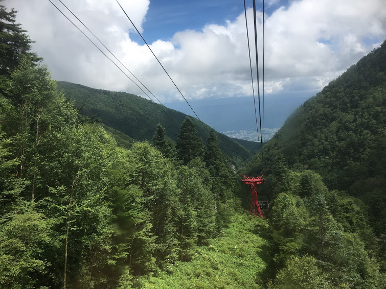 駒ヶ根ロープウェイ「しらび平駅」