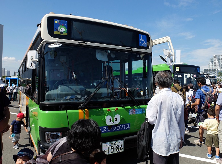 都営バスのノンステップバス