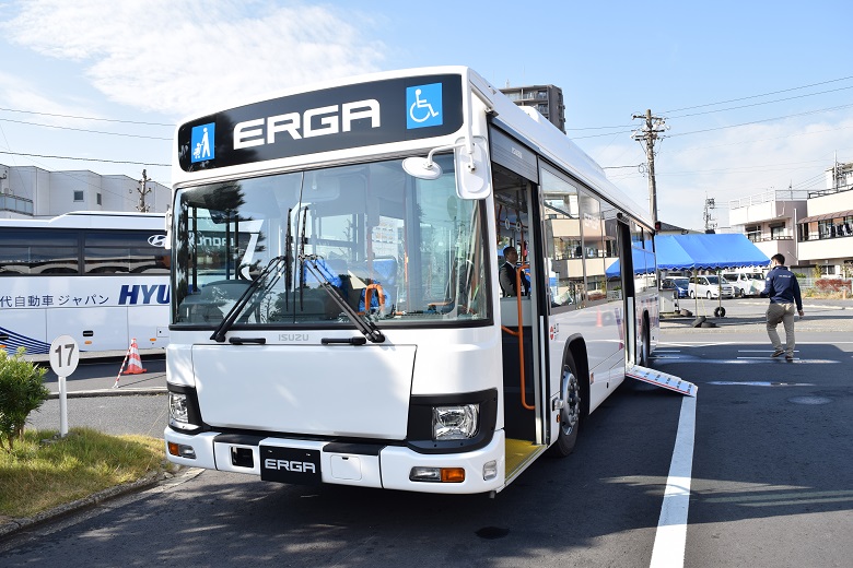 いすゞ自動車・エルガAT車