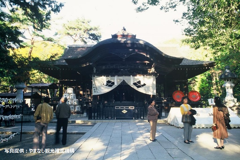 武田神社