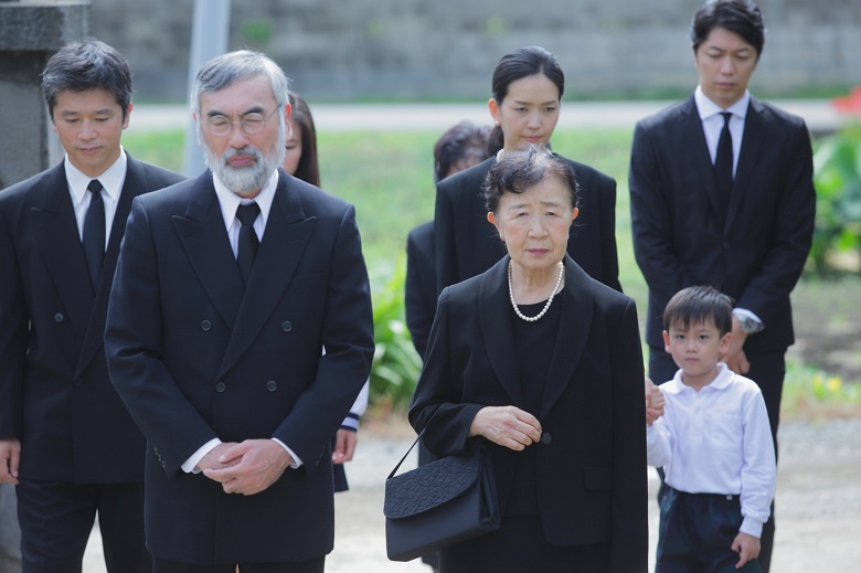 葬儀・納骨・法事送迎に貸切バスがおすすめ