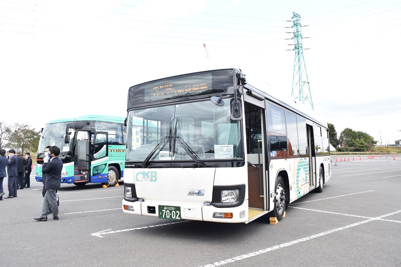 オゾン発生装置装着した日野ブルーリボンハイブリッド車