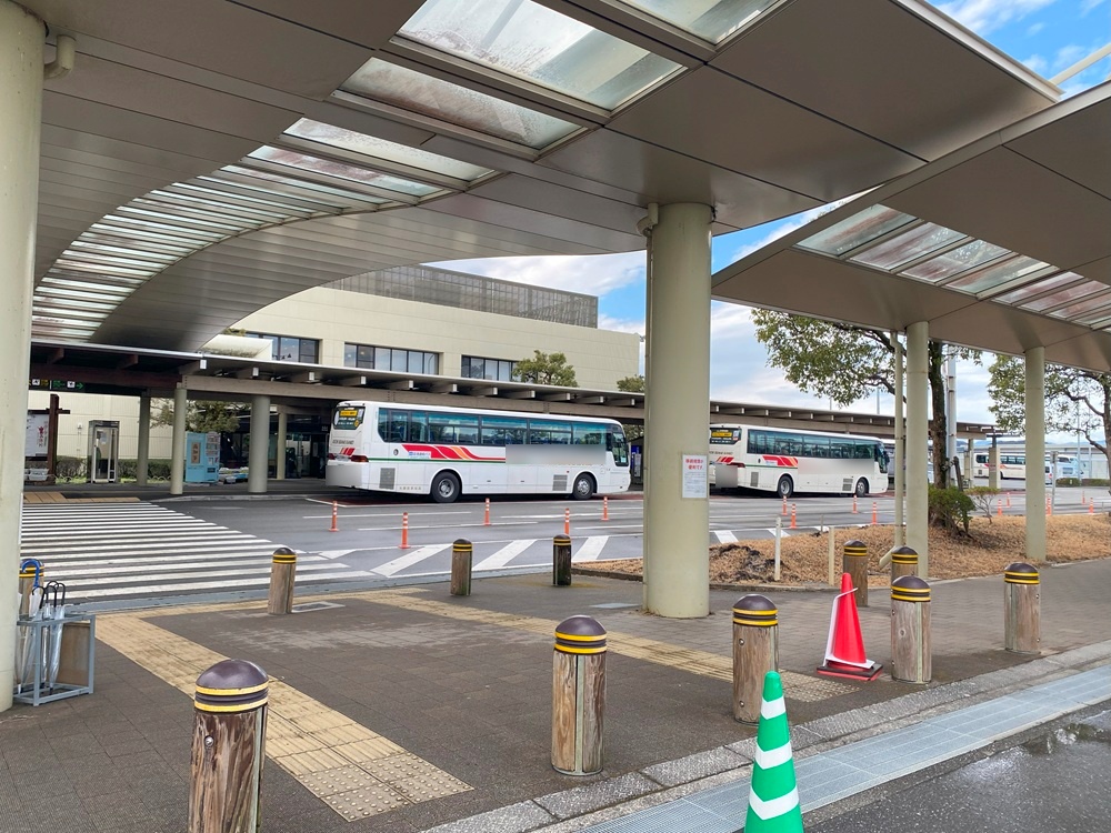 高知龍馬空港の貸切バス乗り場
