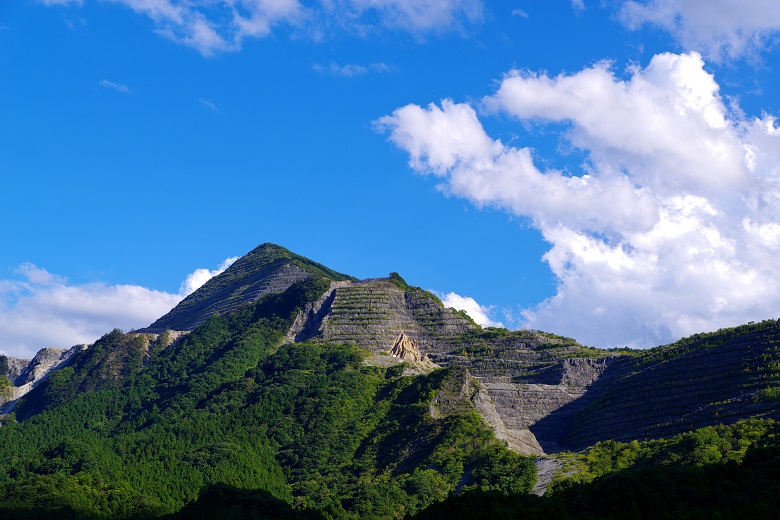 武甲山