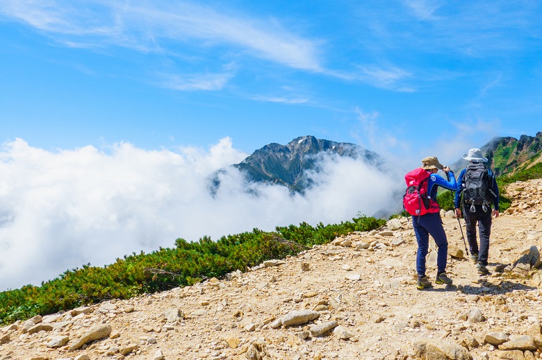 登山で貸切バスをお安く利用するコツ！1日目と2日目で違う場所へ送迎する場合