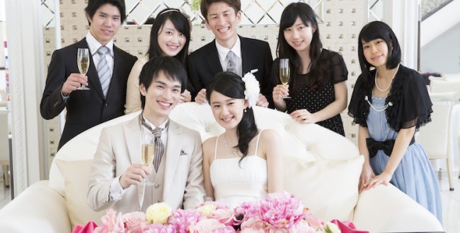 結婚式に参列 ゲストの服装マナーや持ち物は ご祝儀袋や送迎バスのアレコレも バス観光マガジン